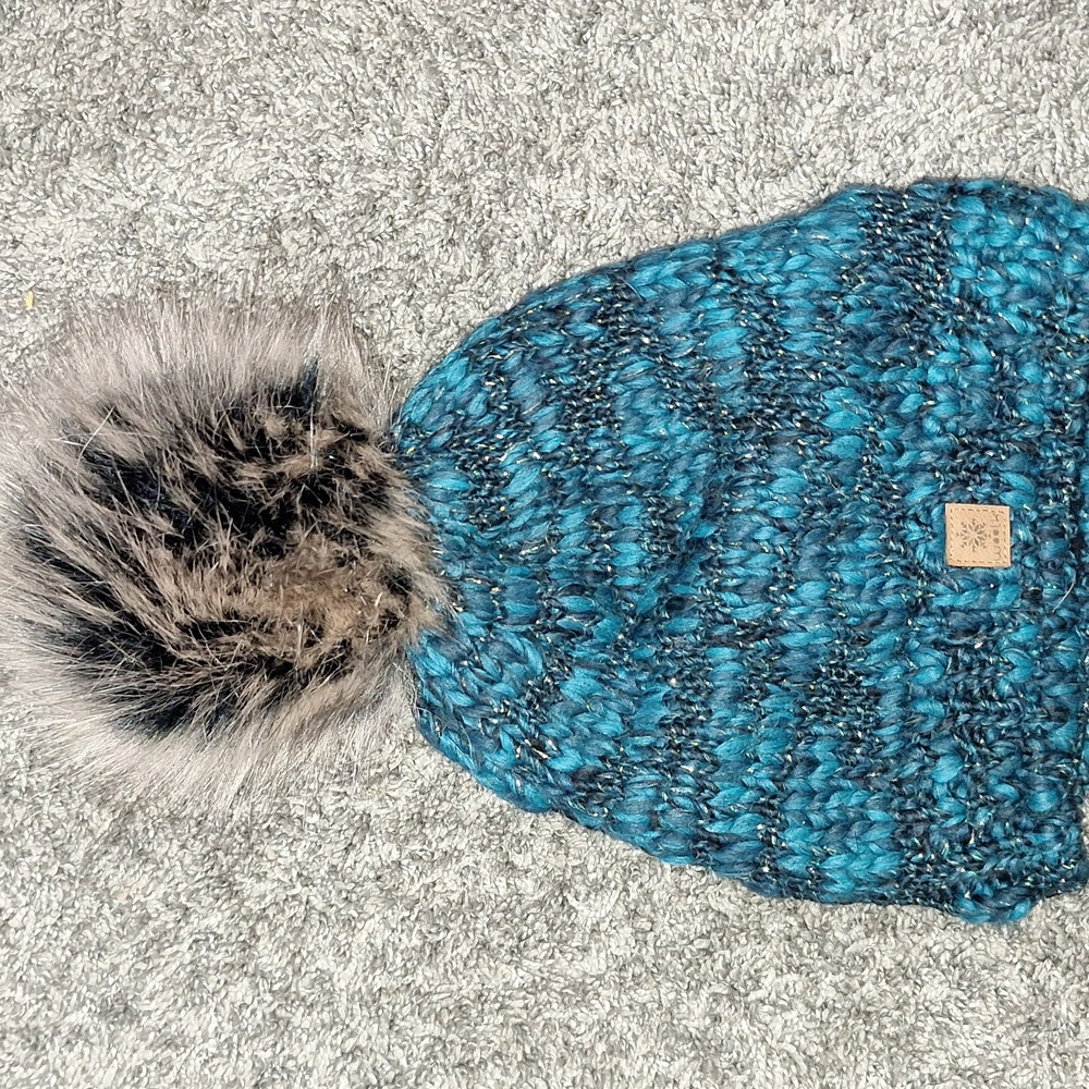 Woolk Poland - lined alpaca blend knit winter beanie w pom - teal blue/brown